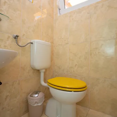 Apartman With A Parking Space Sali, Dugi Otok - 17791 *