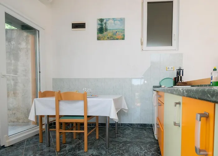 Appartamento With Parking Space Sali, Dugi Otok - 17791 Sali