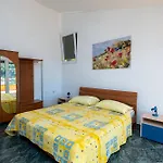 With Parking Space Sali, Dugi Otok - 17791 Apartamento *